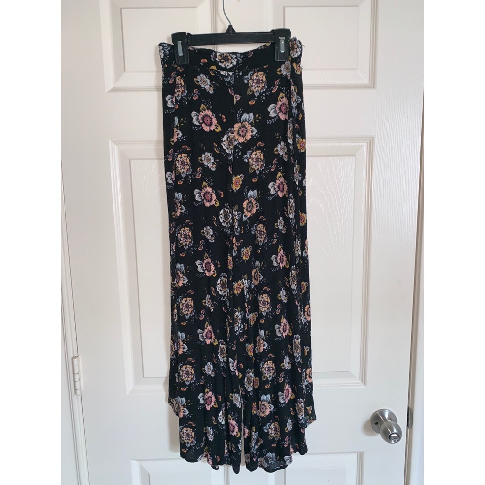 Black floral pants